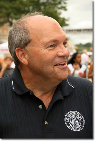 Russ Powers at the Dundas Cactus Festival